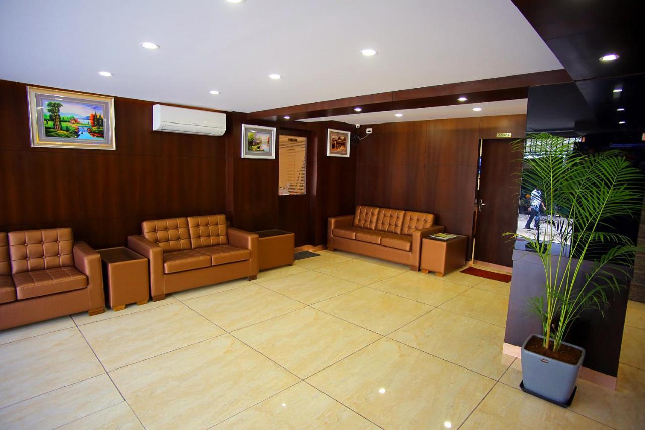 The Lounge Business Hotel Бенґалуру Екстер'єр фото